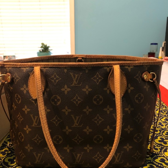 Louis Vuitton Handbags - Purse